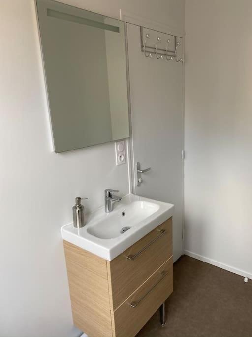 Appartement En Plein Coeur Historique De Dinan Bagian luar foto