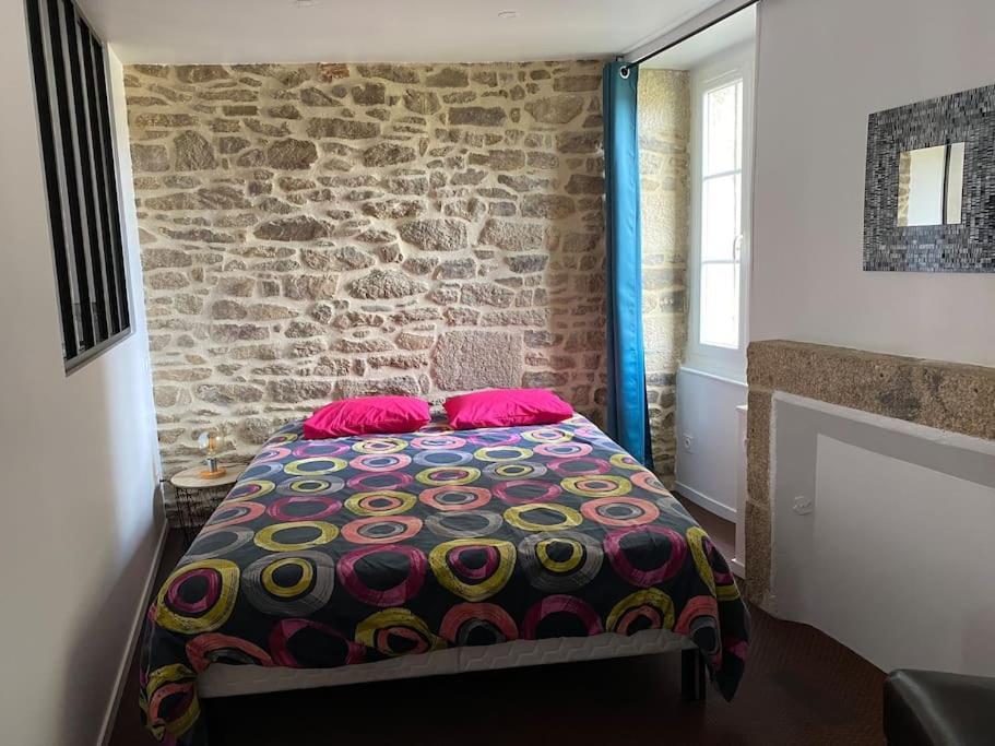 Appartement En Plein Coeur Historique De Dinan Bagian luar foto